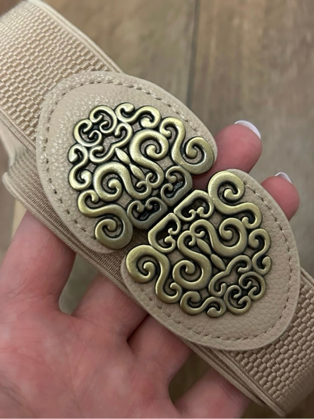 Stretch Waist Belt with Decorative Filigree Buckle - Picture 3 of 6